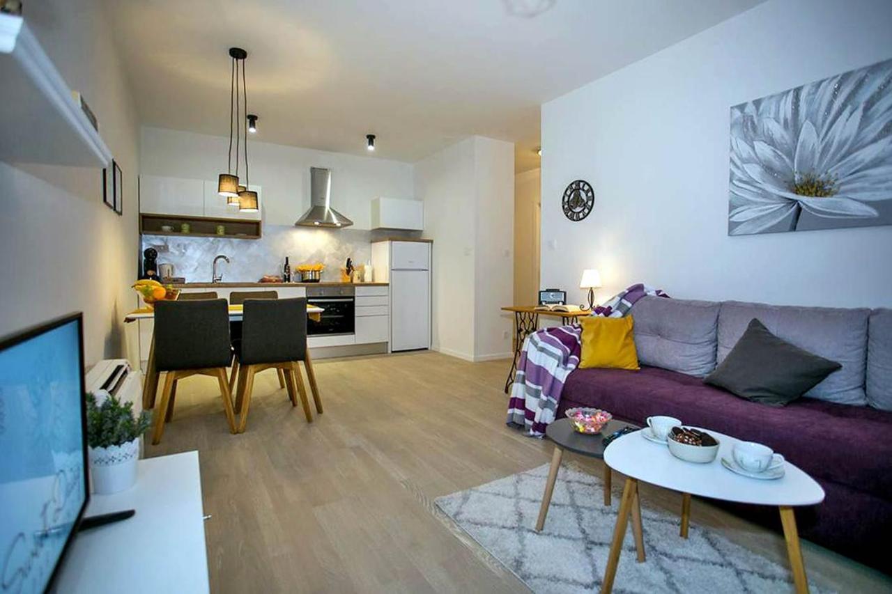Apartment Sweet Daisy With Parking ซาดาร์ ภายนอก รูปภาพ