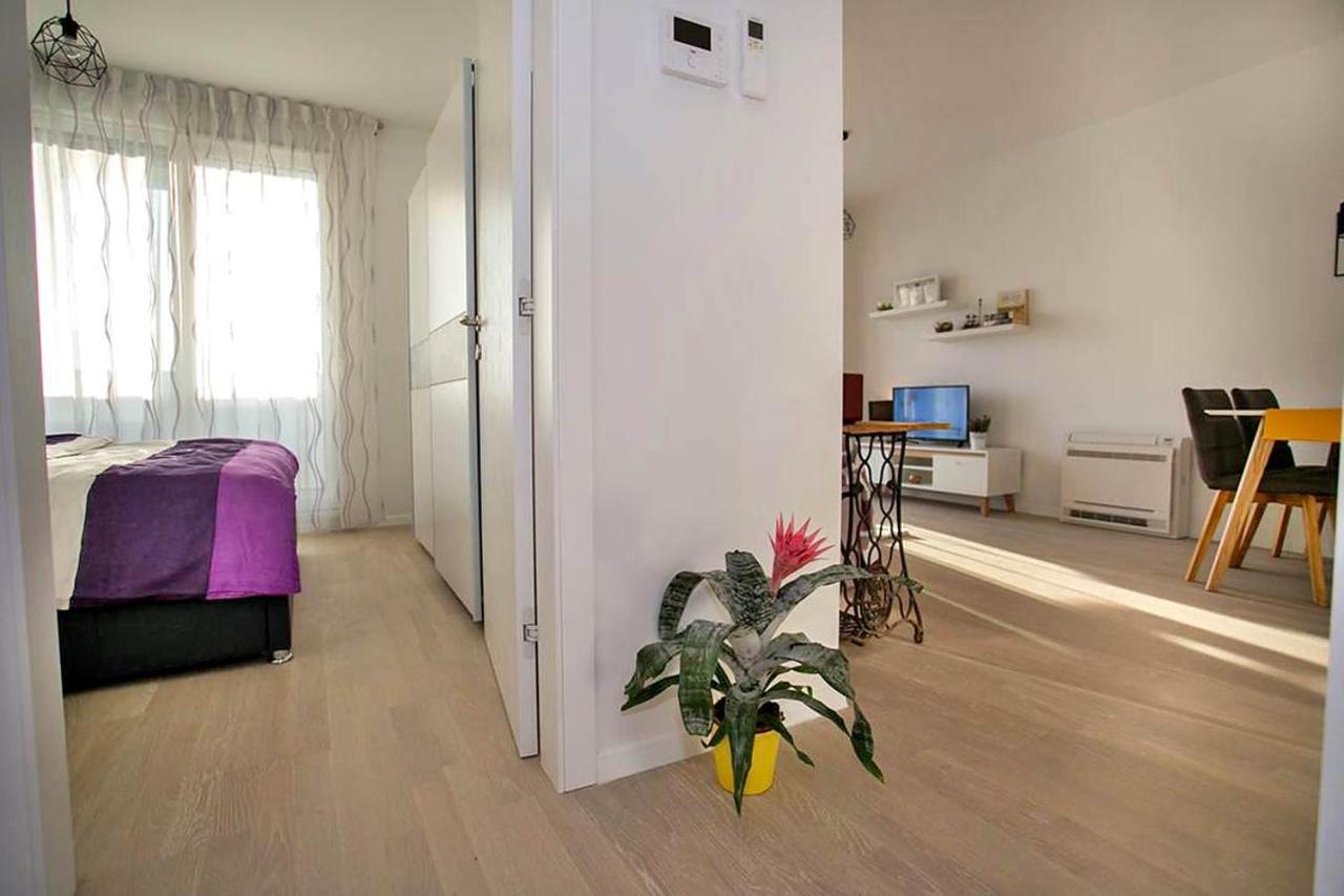 Apartment Sweet Daisy With Parking ซาดาร์ ภายนอก รูปภาพ