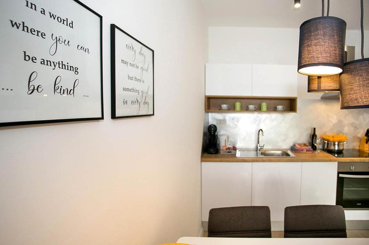 Apartment Sweet Daisy With Parking ซาดาร์ ภายนอก รูปภาพ